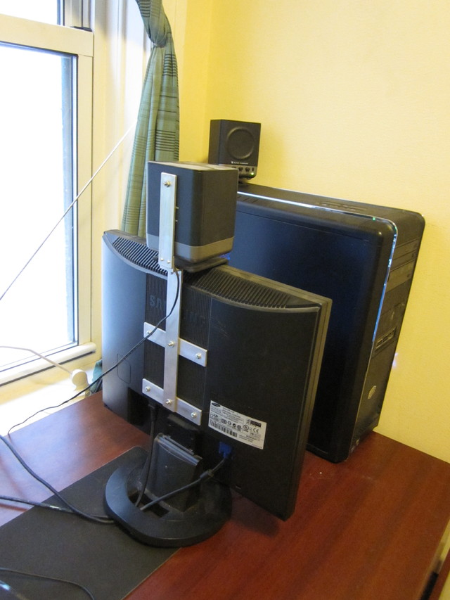 center speaker vesa mount